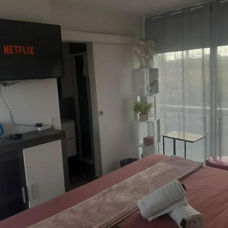 Love Room Seduction Tremblay-en-France Exterior foto